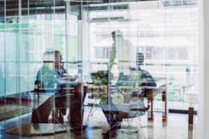 El mayor freno al cambio y mejora en la empresa no es la falta de decisión